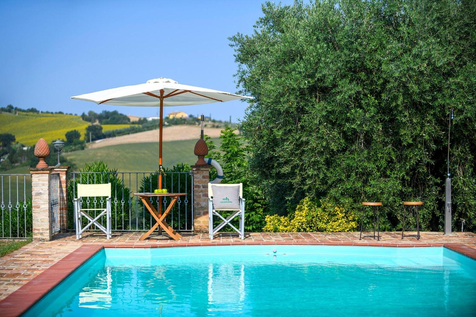 La Girolima, Marchferienhaeuser Villa Mondavio Luaran gambar