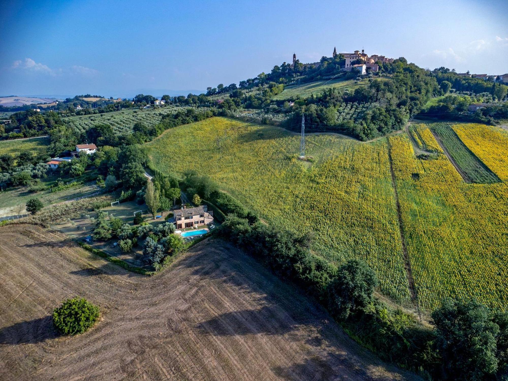 La Girolima, Marchferienhaeuser Villa Mondavio Luaran gambar